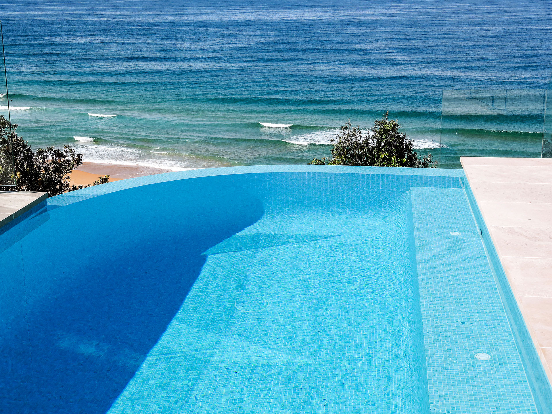 Ocean Infinity Plunge Newport