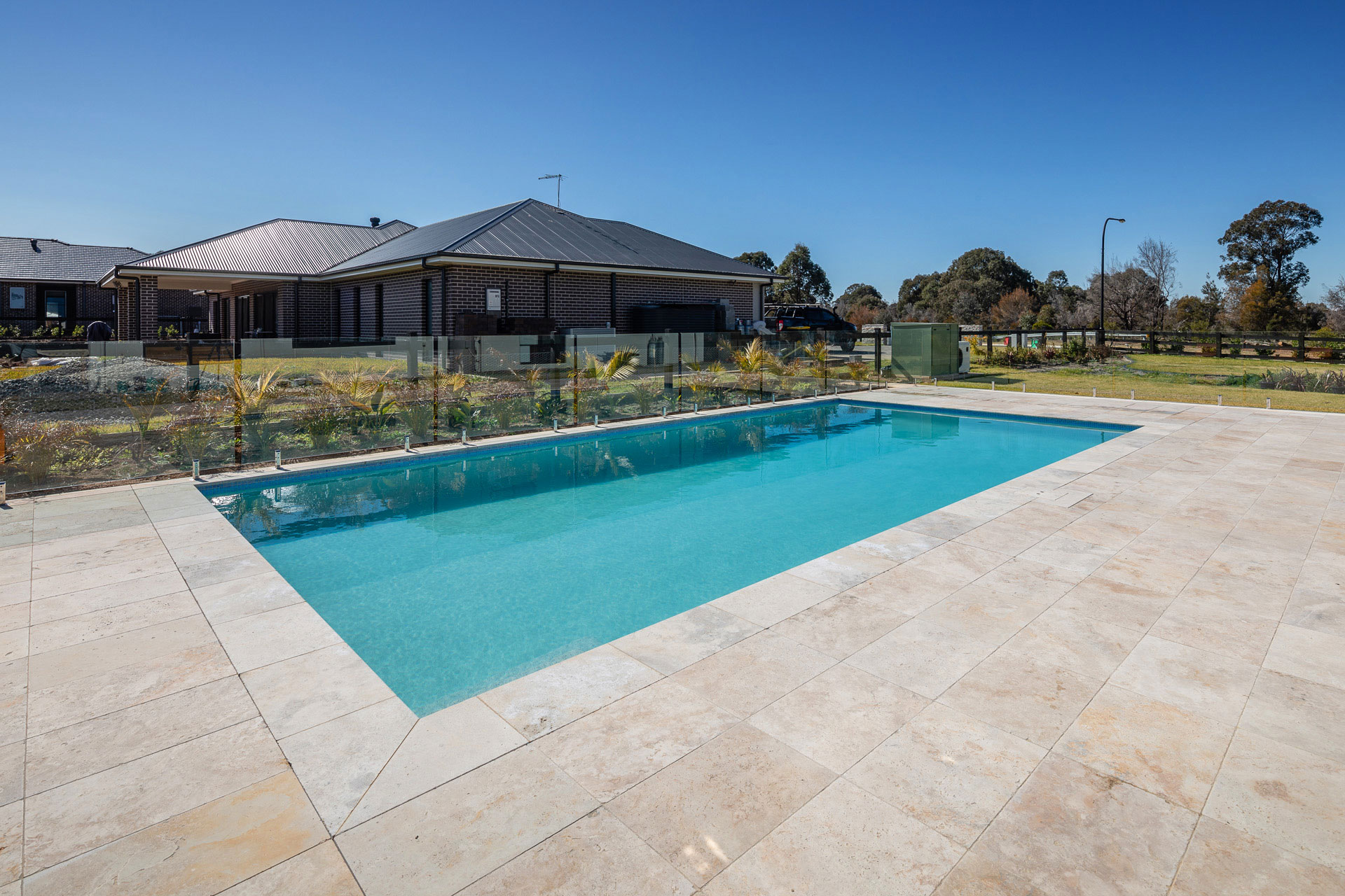 Family Pool Luddenham