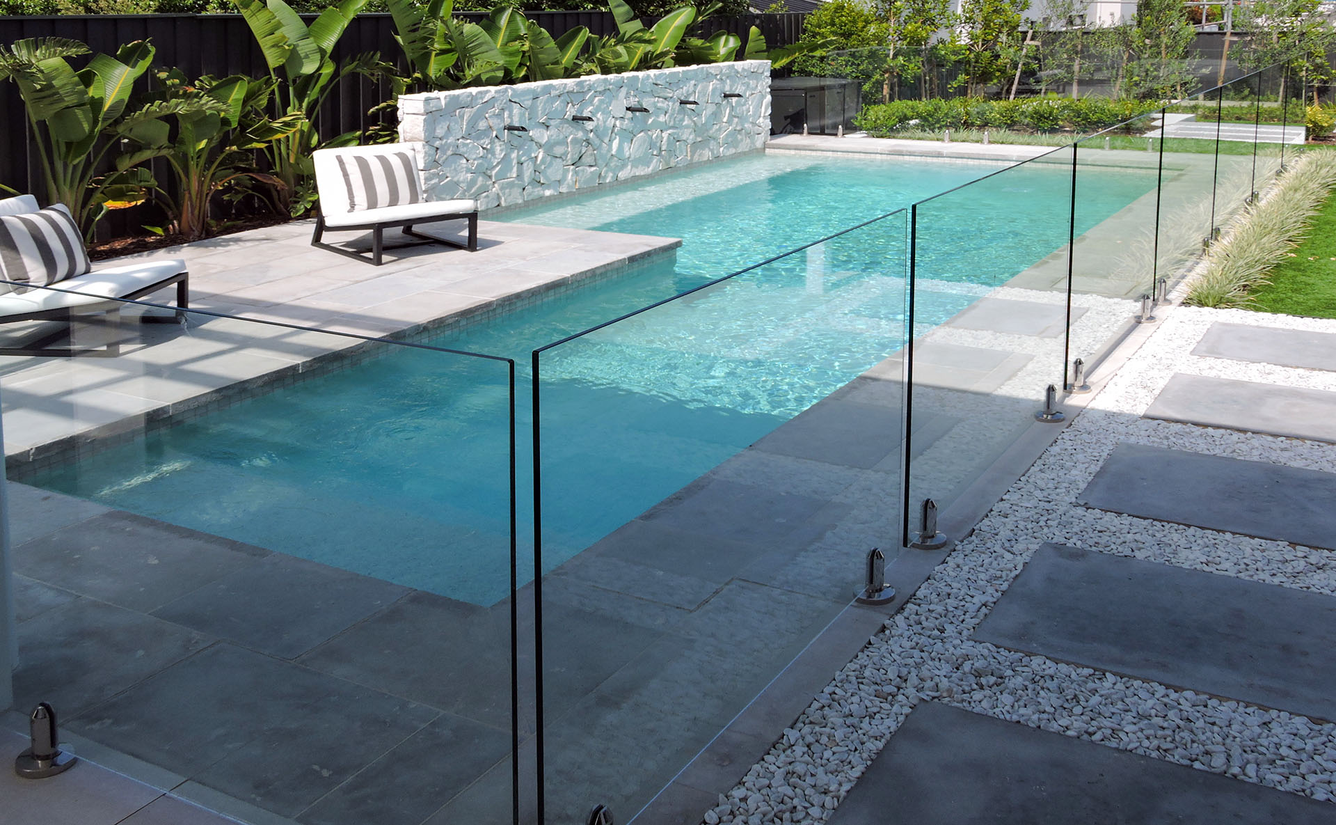 Elegant Pool For All Manor Of Occasions – Box Hill